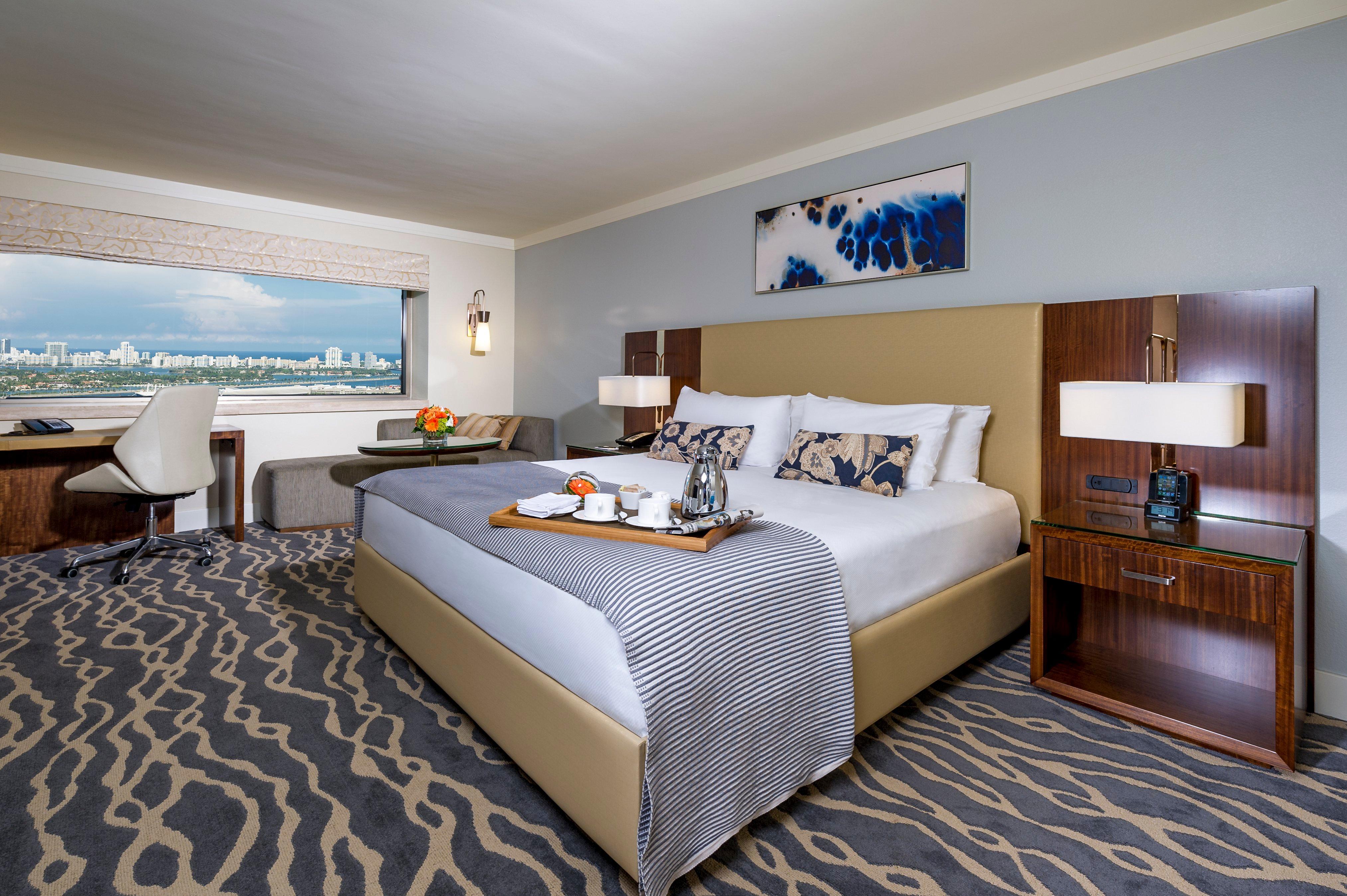 Intercontinental Miami By Ihg Hotel Exterior foto A guest room at the Hilton San Diego Bayfront