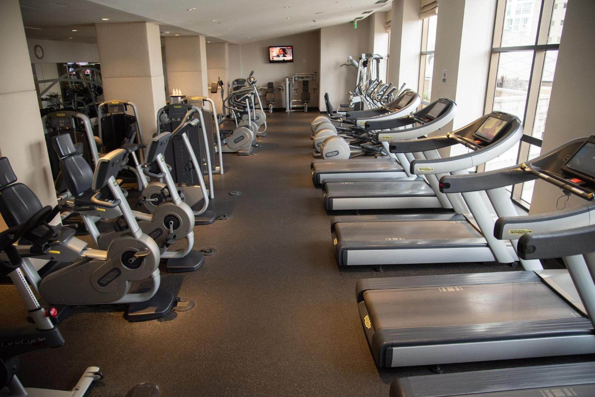 Intercontinental Miami By Ihg Hotel Exterior foto A typical gym